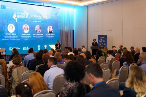 Clusters meet Regions in Moldova