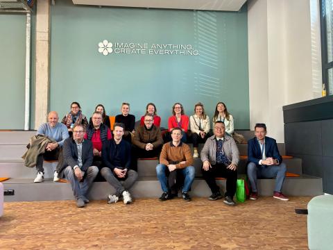 Clusters meet Regions in Heilbronn